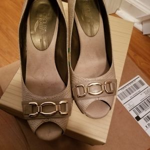 Womens Shoes